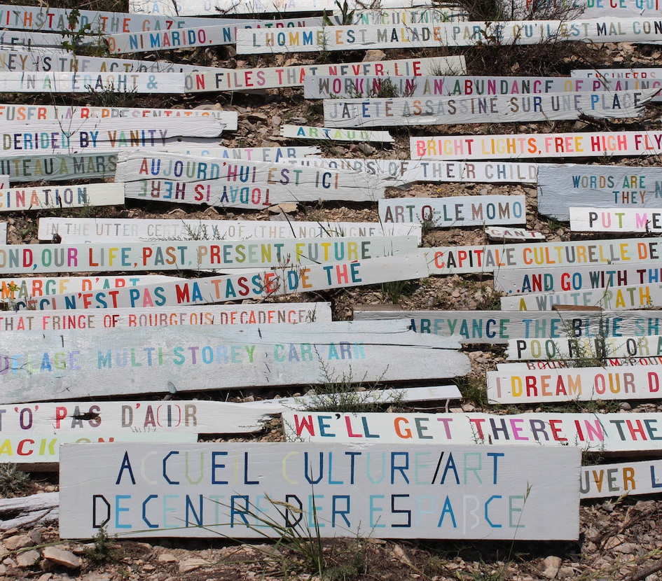 mini decentrederposter